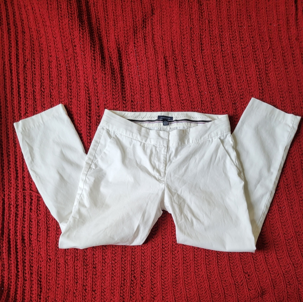 Tommy Hilfiger white pants, like new condition